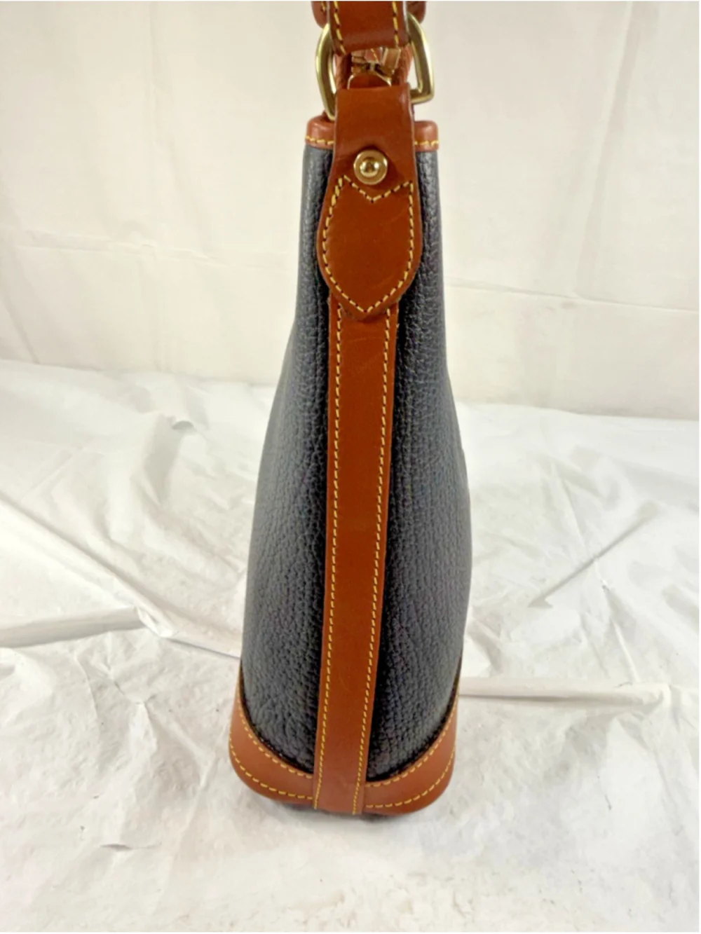 Dooney & Bourke Black Pebbled Leather small Hobo Shoulder Bag VTG Made in USA